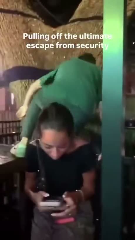 Assisting in his own manhunt